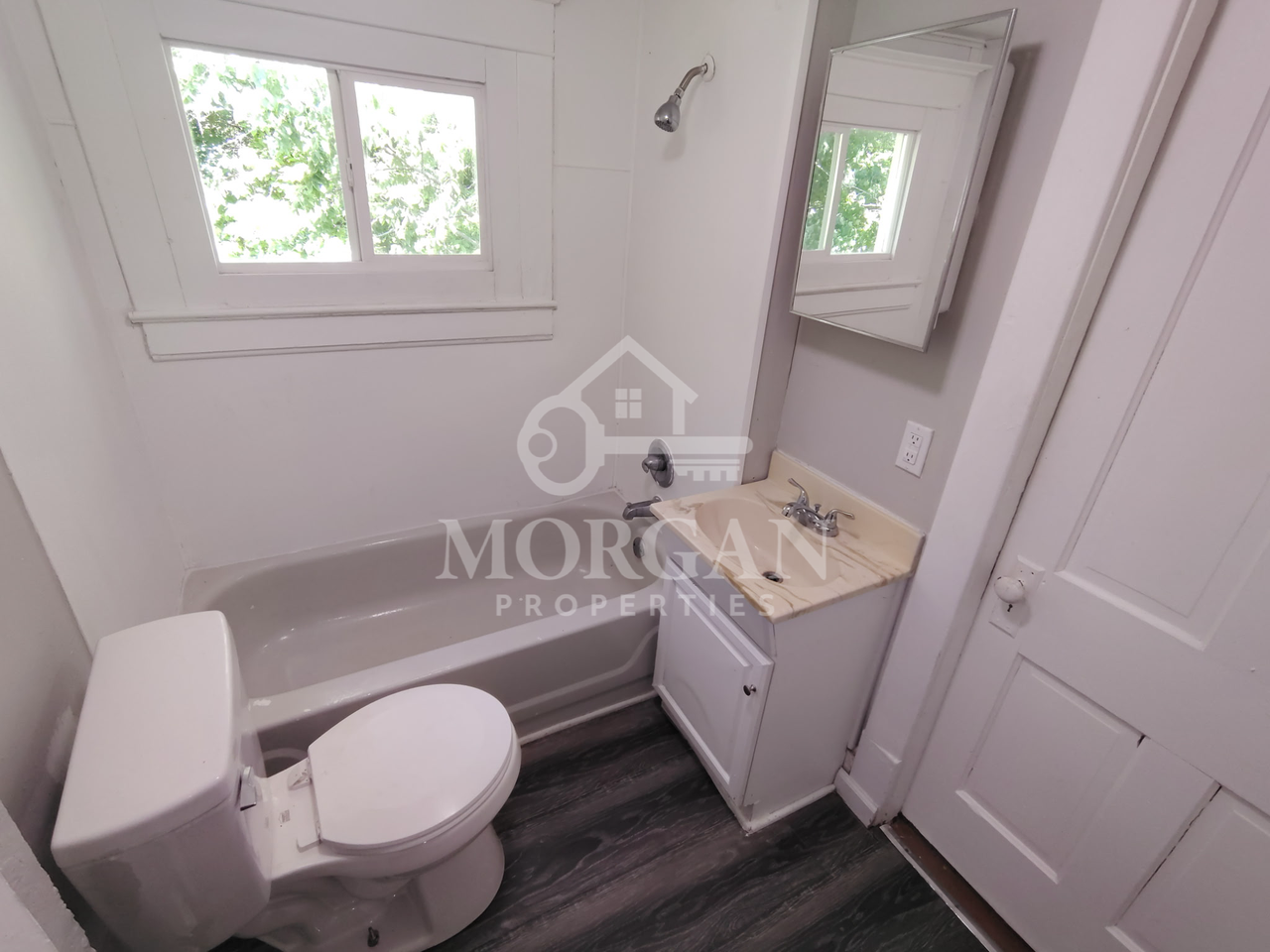 417 S 12th St #D - Photo 4 of 5