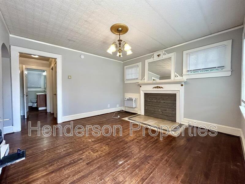 2549 Pinckney Ave - Photo 3 of 12