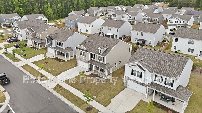 413 Tucana St - Photo 4 of 38