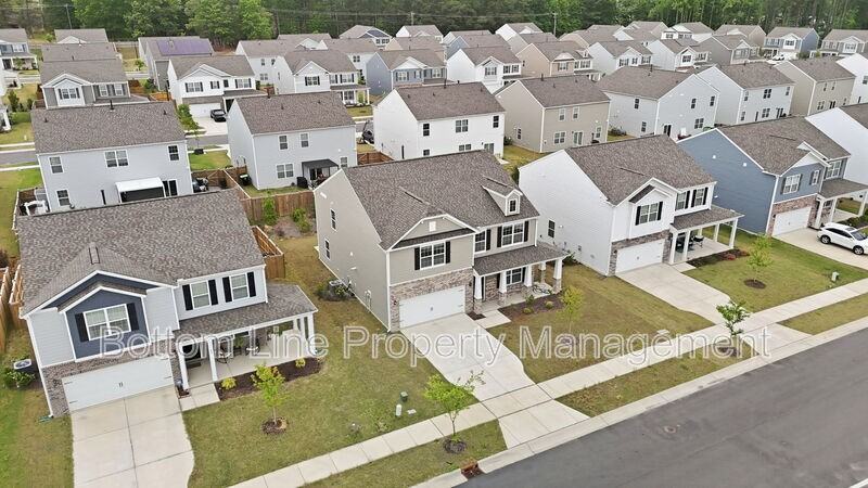 413 Tucana St - Photo 5 of 38