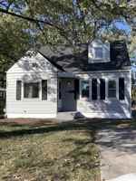 featured image of 2504 Vendome Dr #1