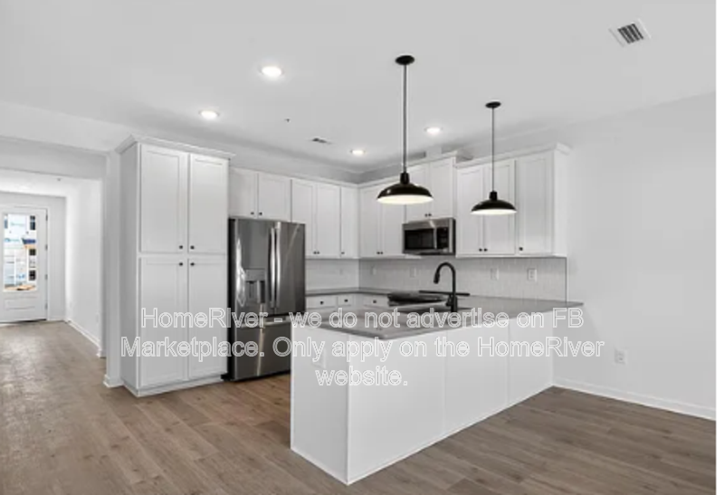 228 Clement Loop - Photo 2 of 6