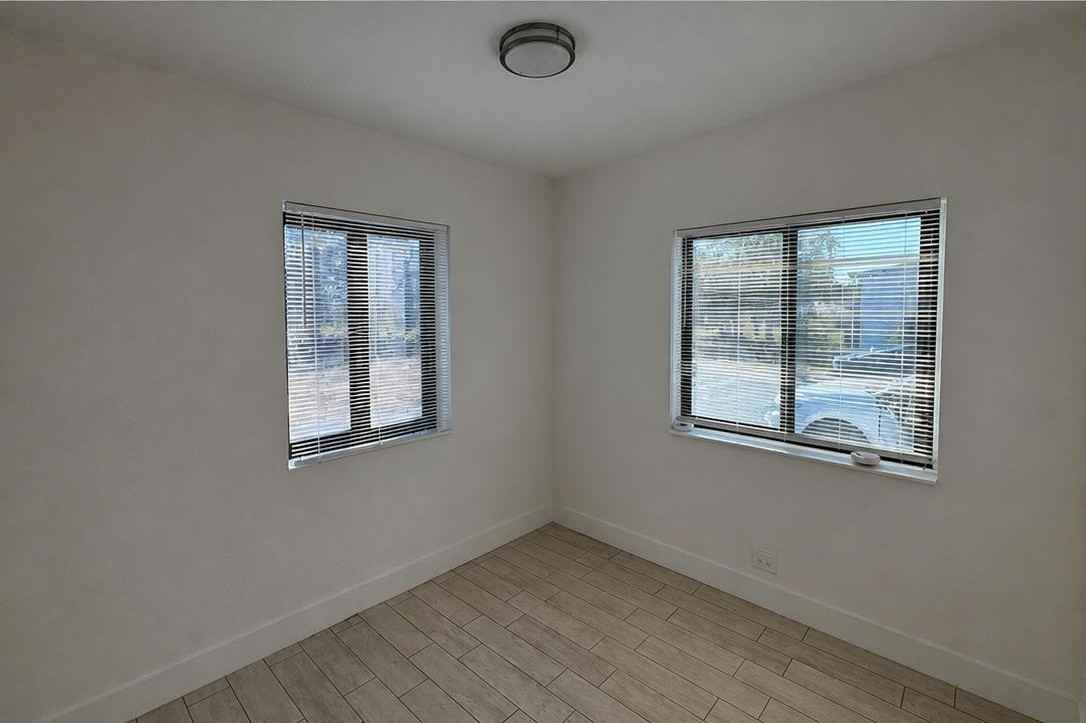3115 AVENUE J - 1 #3115-1 - Photo 5 of 11