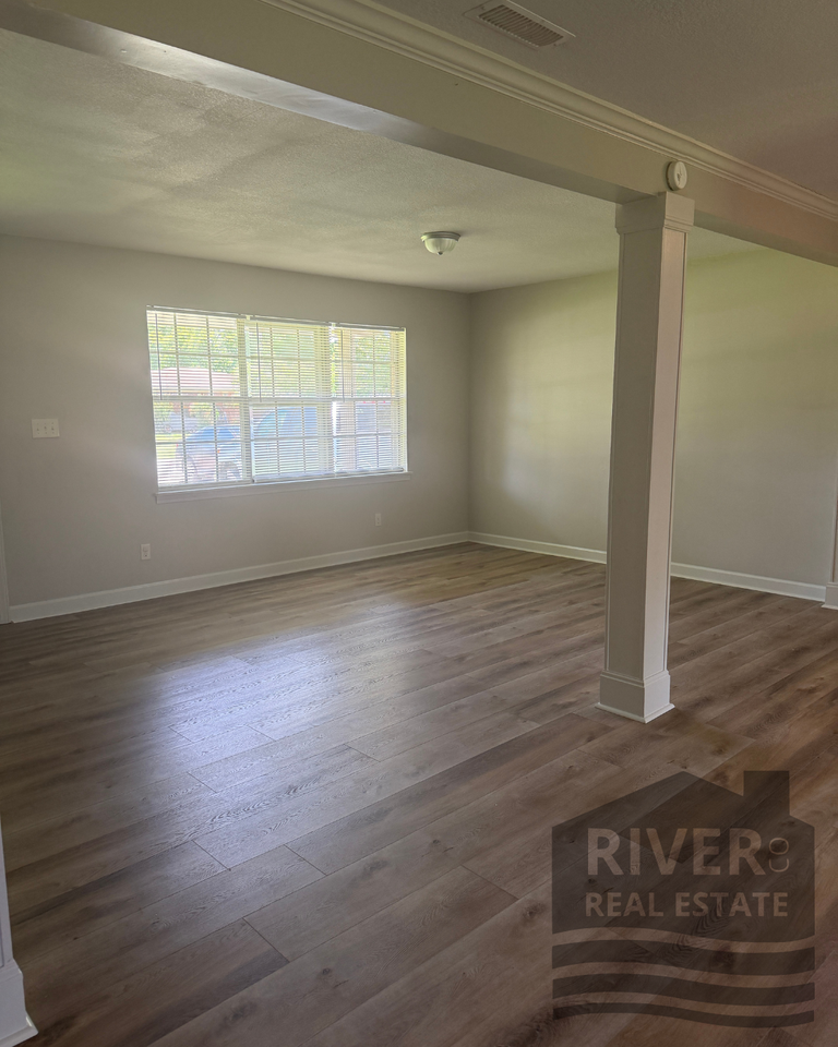 1607 Harding Ave #1 - Photo 6 of 19