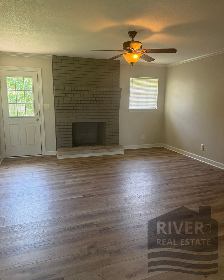 1607 Harding Ave #1 - Photo 7 of 19