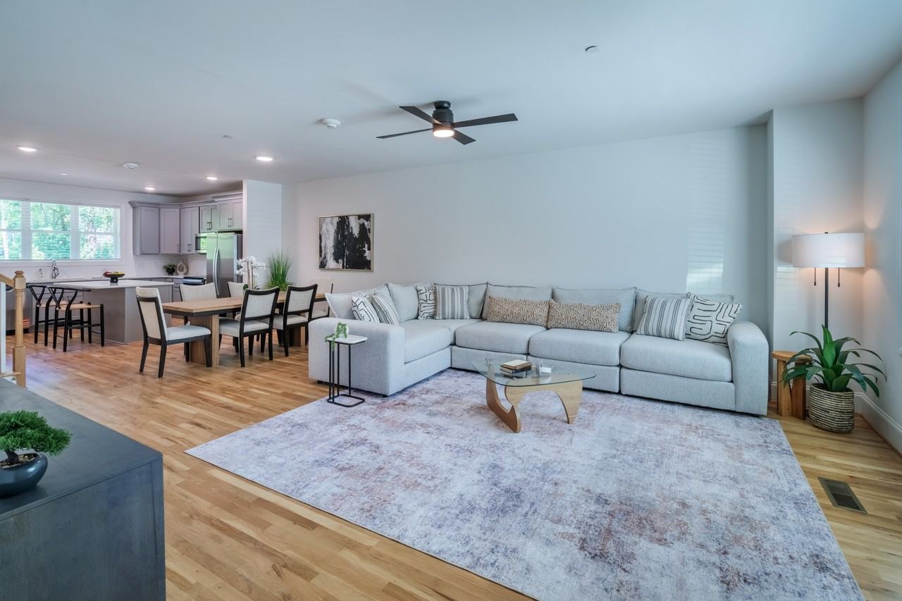 3824 Sperry Land Ct #1 - Photo 5 of 17