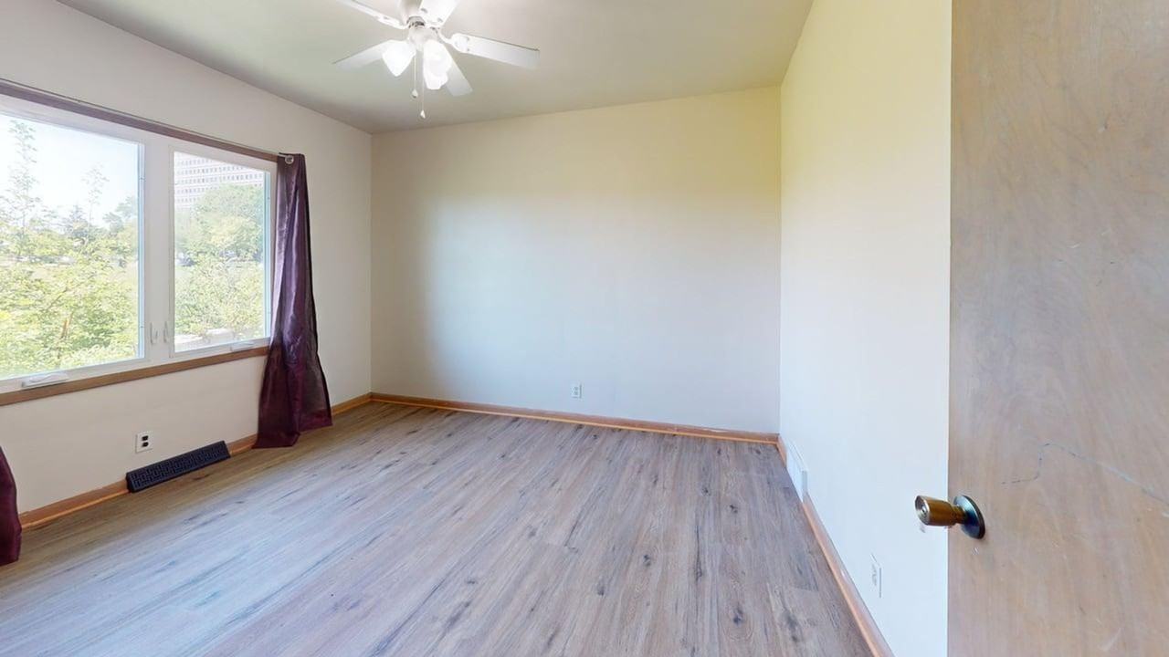 713 Stanton Ave - Photo 6 of 15