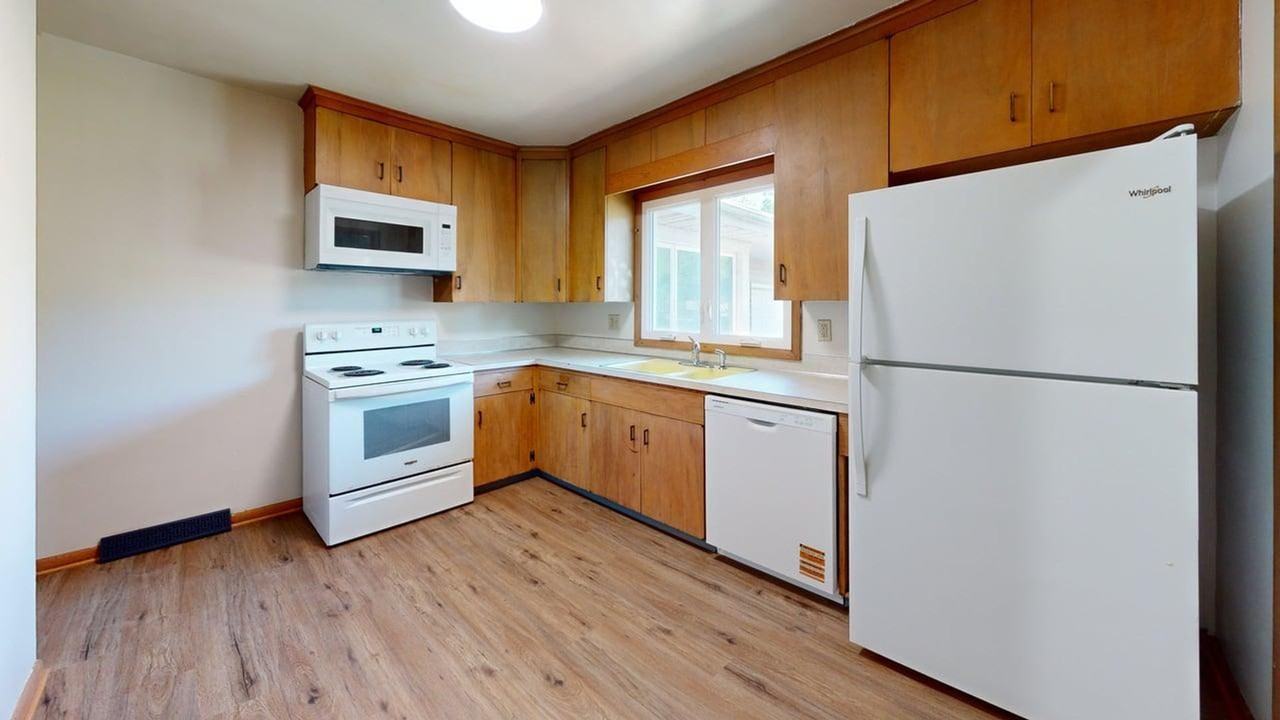 713 Stanton Ave - Photo 7 of 15