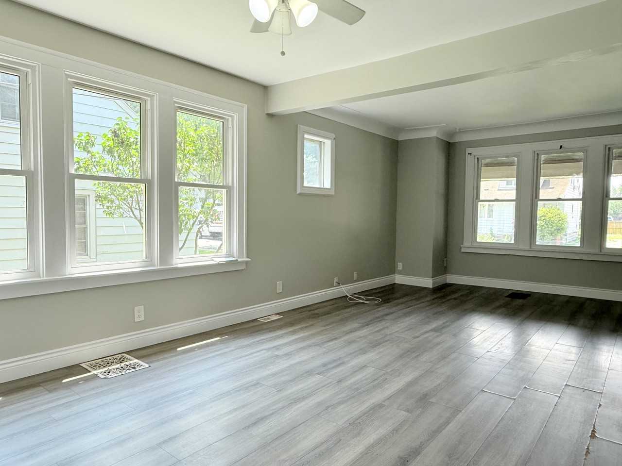 1658 Marentette Ave #1660 - Photo 5 of 16