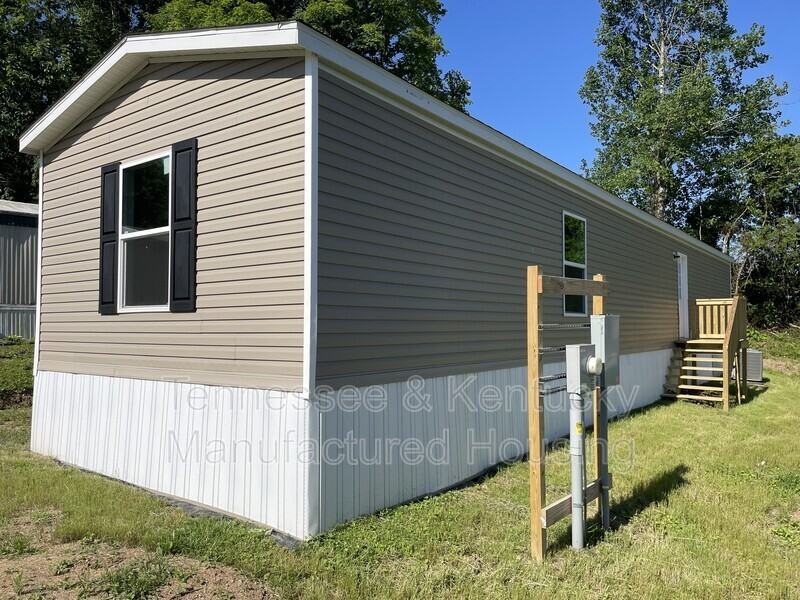218 Eller Dr - Photo 2 of 11