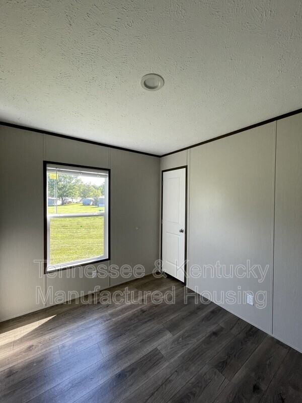106 Cumberland Ln - Photo 3 of 9