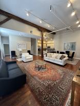 1025bien/317burg - Photo 1 of 1