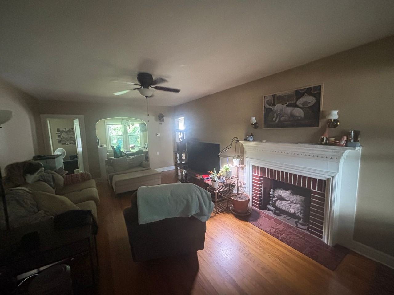 1821 S Florence Ave - Photo 2 of 8