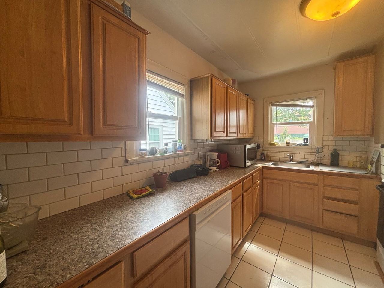 1821 S Florence Ave - Photo 4 of 8