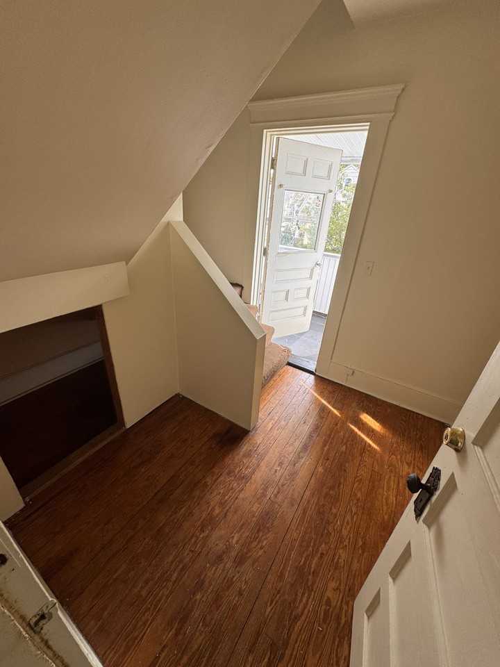 265 Winthrop Ave #3 - Photo 3 of 28