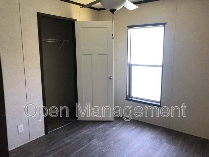 2700 Brookpark Rd - Photo 7 of 8