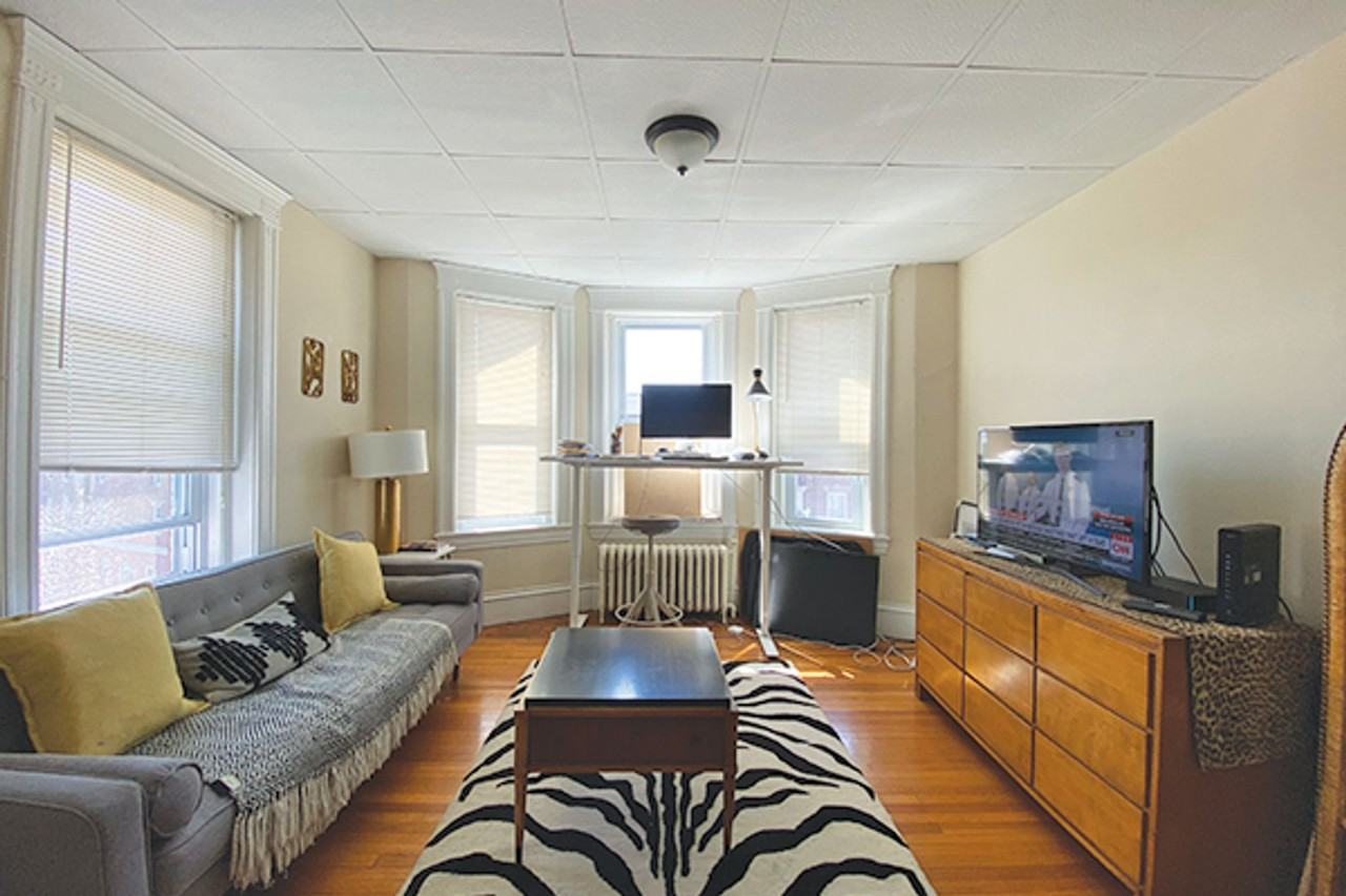 257 Washington St - Photo 2 of 5