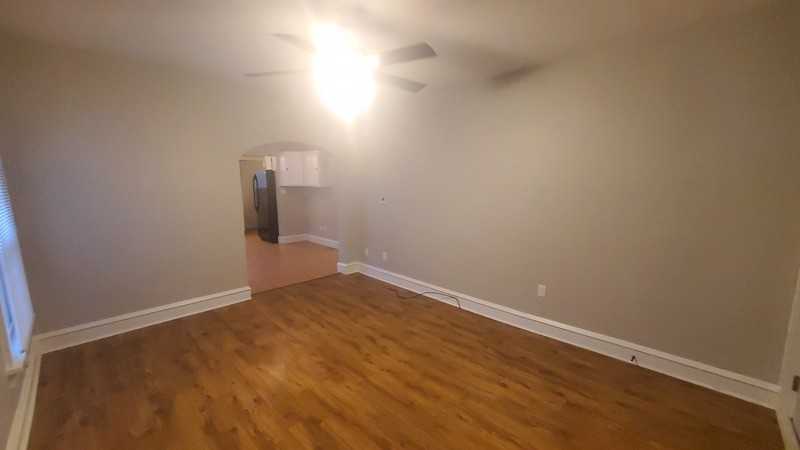 1332 C St Sw - Photo 3 of 8