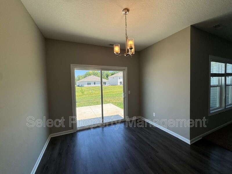 4722 Whittlebury Dr - Photo 5 of 25