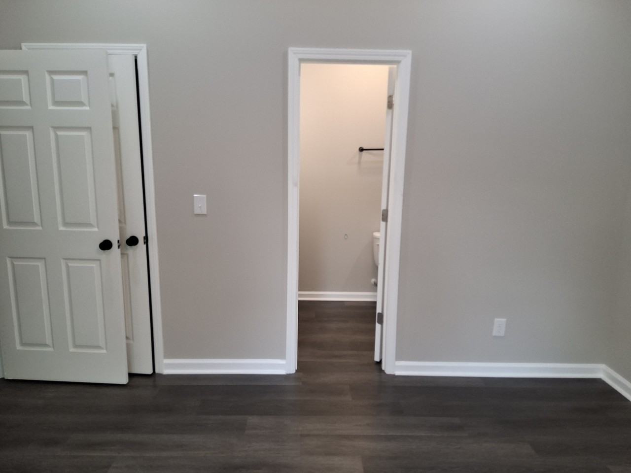 3500 Grand St #1 - Photo 2 of 6