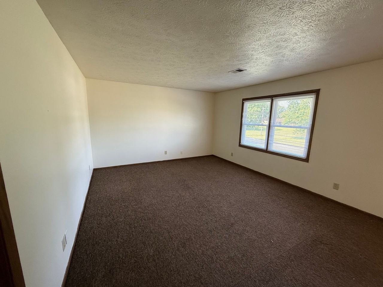 3743 N 250 W - Photo 2 of 10