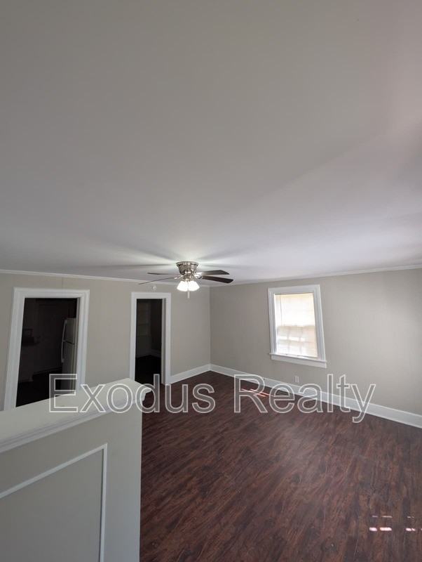 312 Bracken St #A - Photo 2 of 12