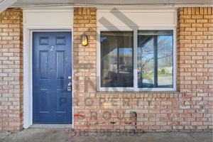 featured image of 1825 N College Ave