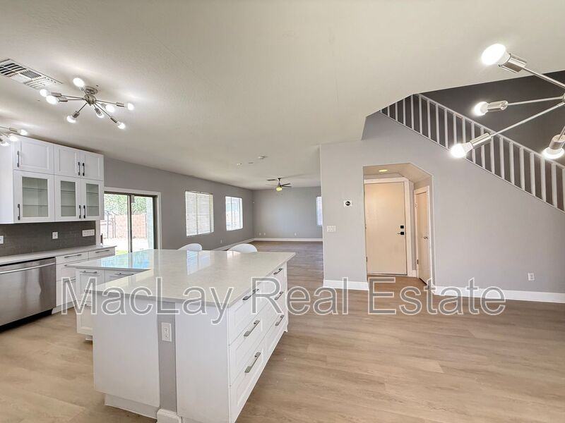 45295 W Gavilan Dr - Photo 2 of 27