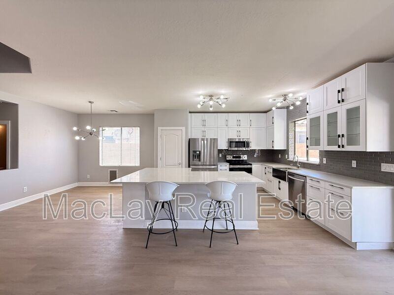 45295 W Gavilan Dr - Photo 4 of 27