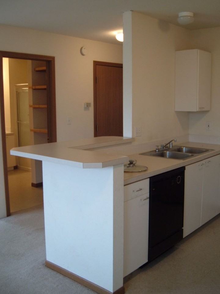 California Apartments - Photo 3 of 15