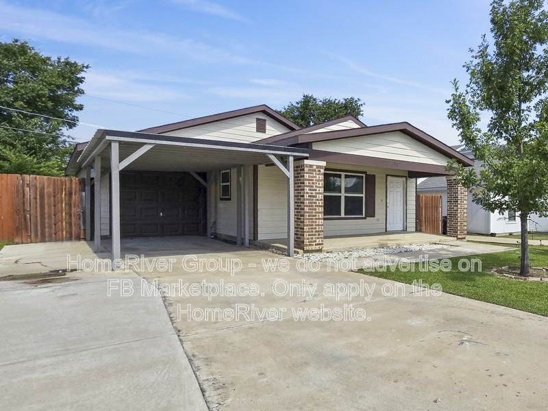 1332 Driess St - Photo 2 of 20