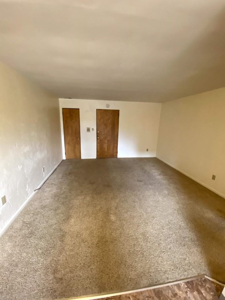 100 3rd Avenue - Photo 6 of 11