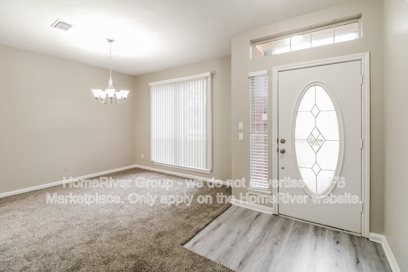 11906 Cottonwood Ln - Photo 3 of 21