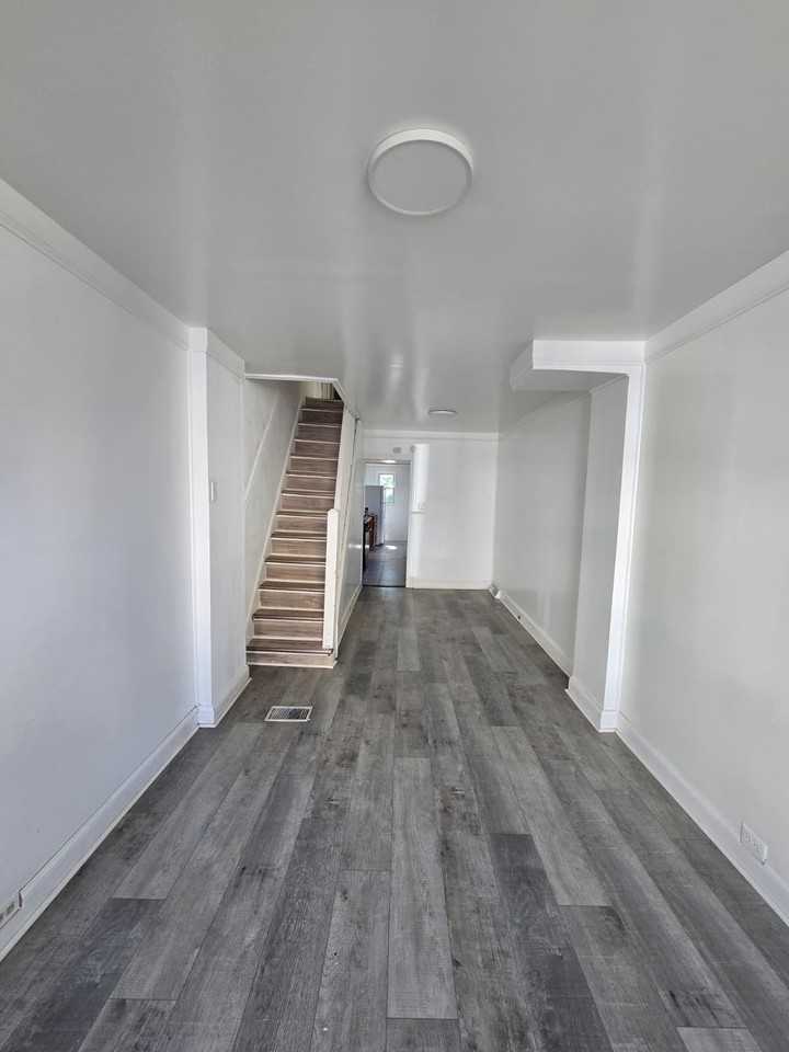 552 S 11th St #1 - Photo 3 of 14