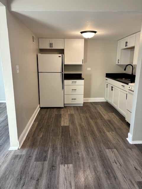 1103 Evans Avenue - Photo 3 of 43