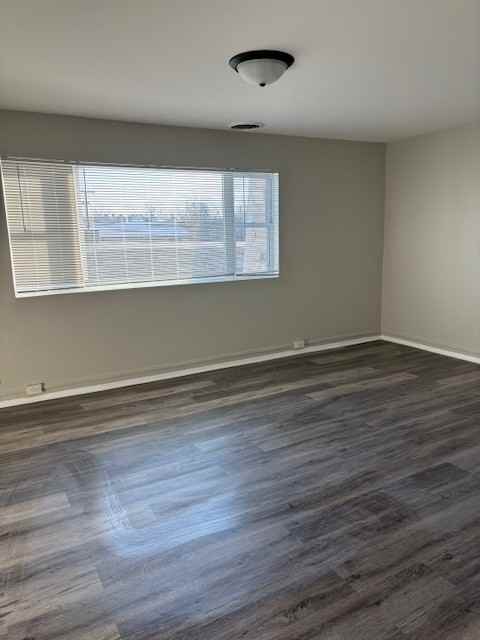 1103 Evans Avenue - Photo 4 of 43
