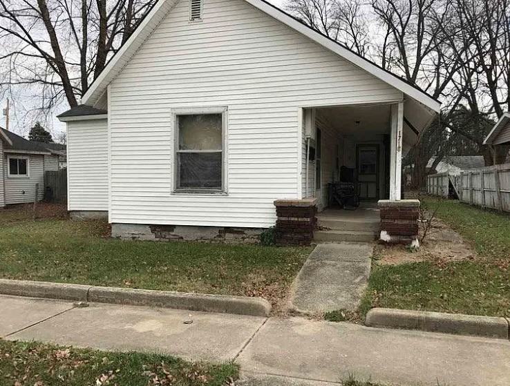 1718 N Lafountain St #2