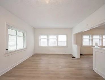 1331 W 34th St #1 - Photo 3 of 6