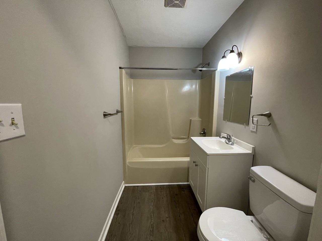 Westvail Drive, Building 1 - Photo 6 of 9