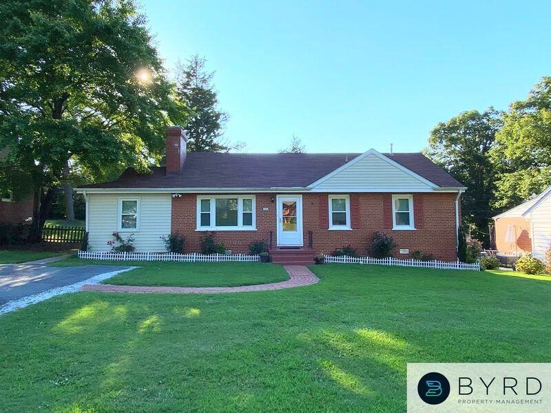 1228 Blue Jay Ln - Photo 2 of 23