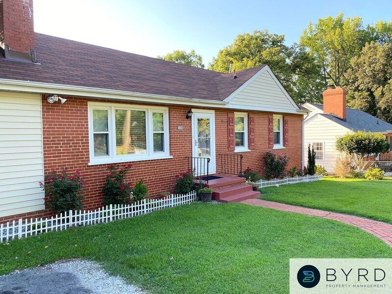 1228 Blue Jay Ln - Photo 3 of 23