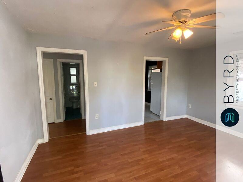1413 Blair St - Photo 2 of 7