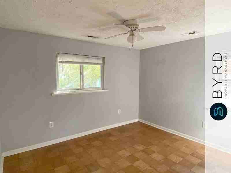 1413 Blair St - Photo 6 of 7