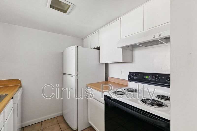 98 Francis St - Photo 6 of 14