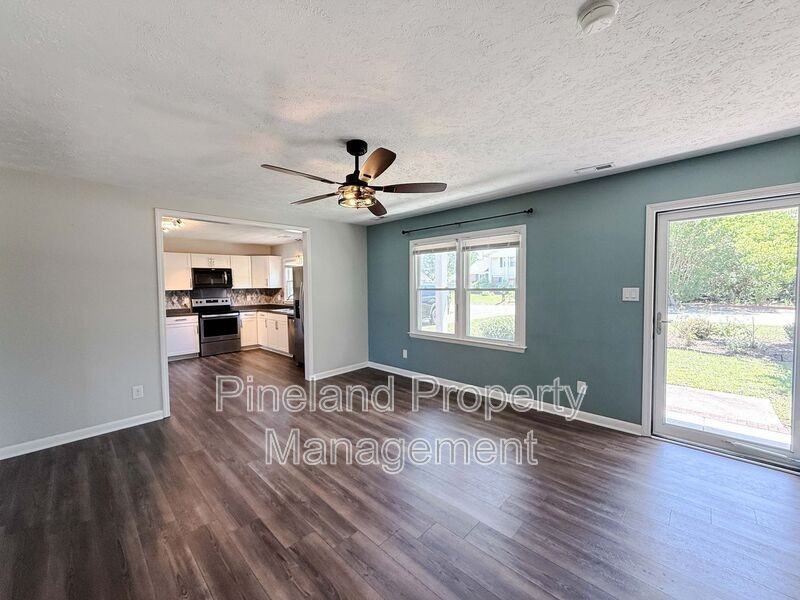1690 Clairborne Dr - Photo 4 of 22
