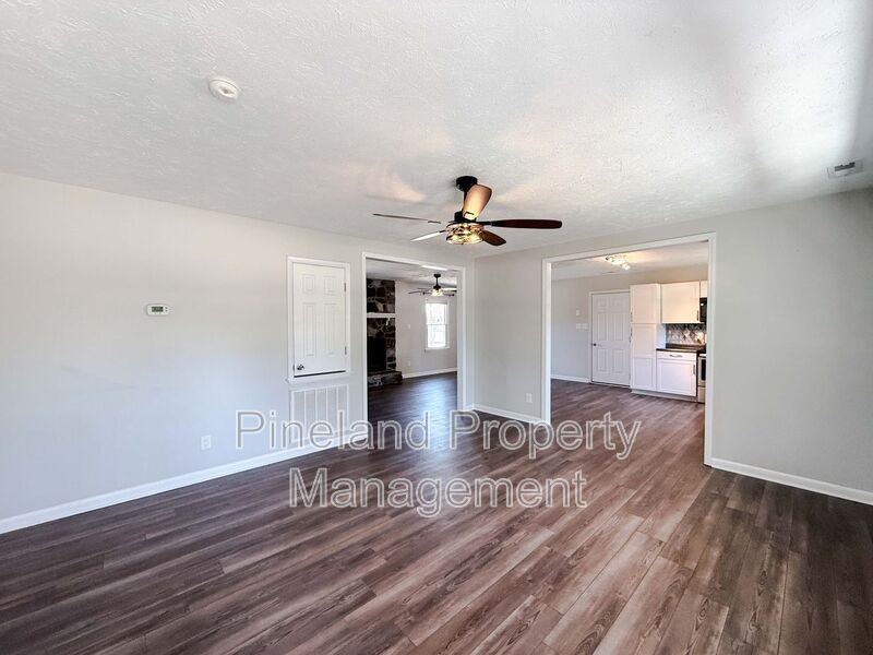 1690 Clairborne Dr - Photo 7 of 22