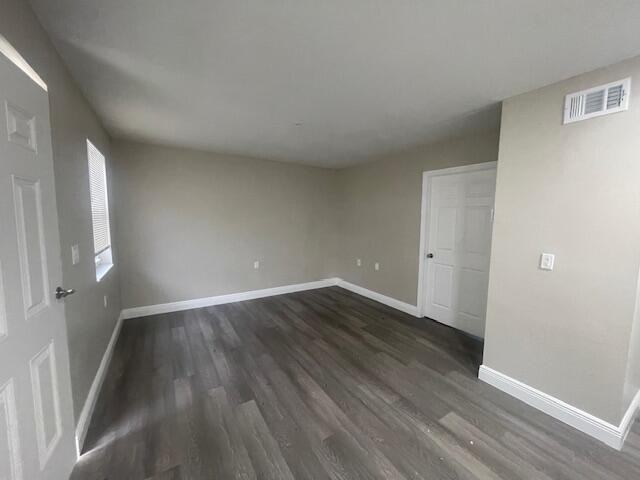 4393 Windsor Avenue West Palm Beach, FL 33407. - Photo 3 of 50