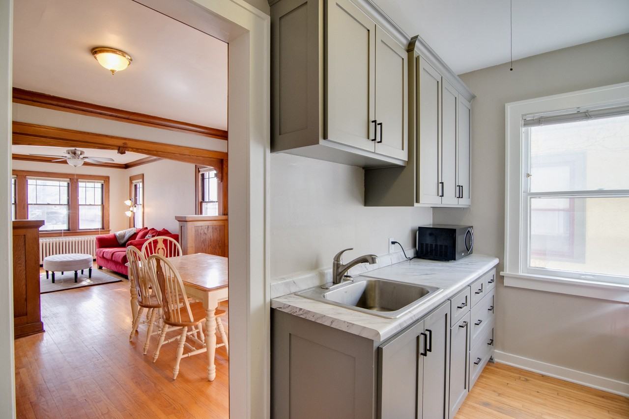 3220 Lyndale - Photo 5 of 14