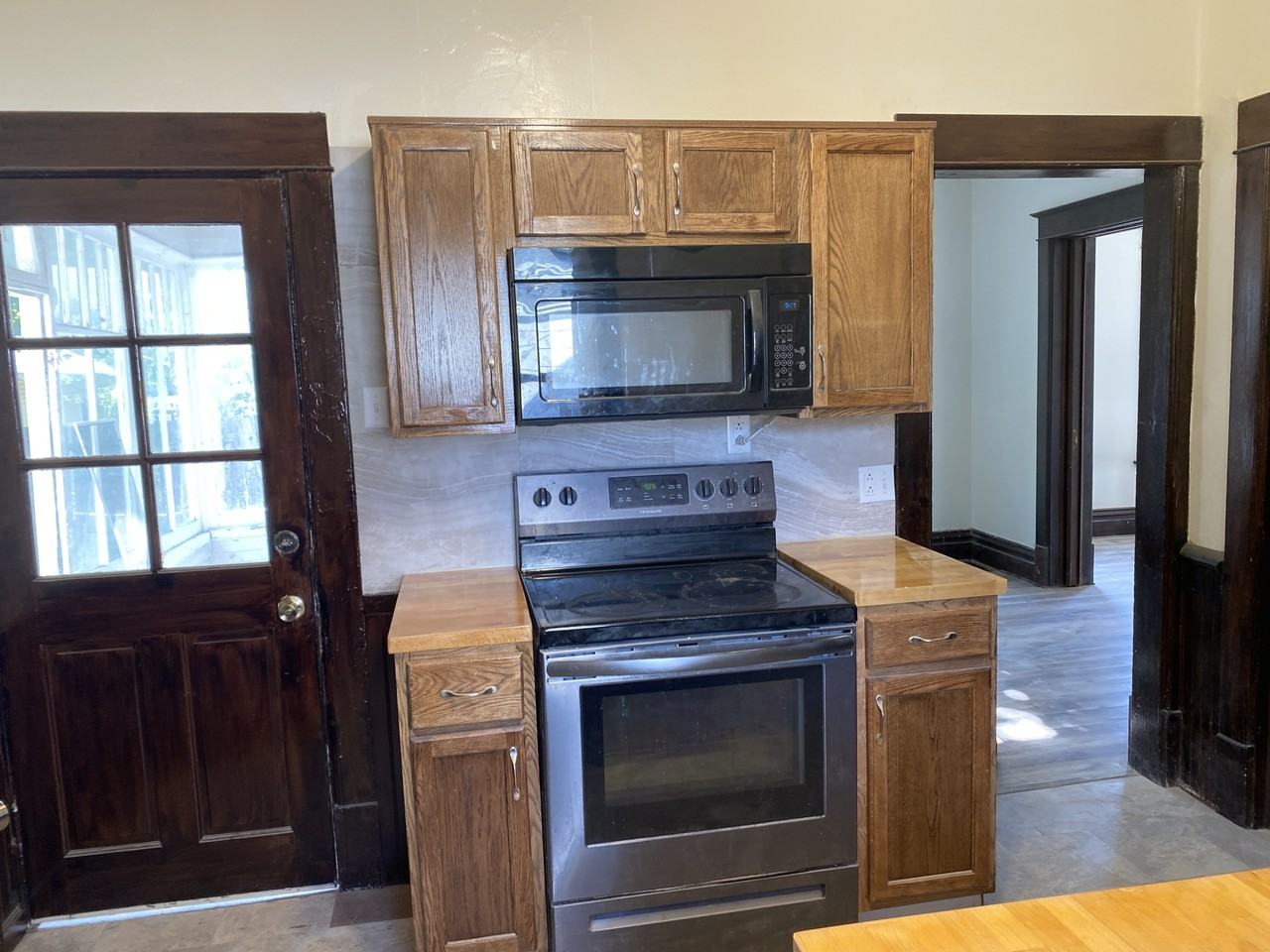 175 West 15th Street - Photo 2 of 22