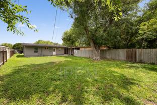 717 E Jim Hogg Ave - Photo 1 of 1